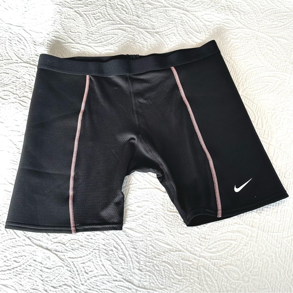 Nike Dri Fit Shorts Fast Pitch Athletic Sz Med NWT - Picture 1 of 7